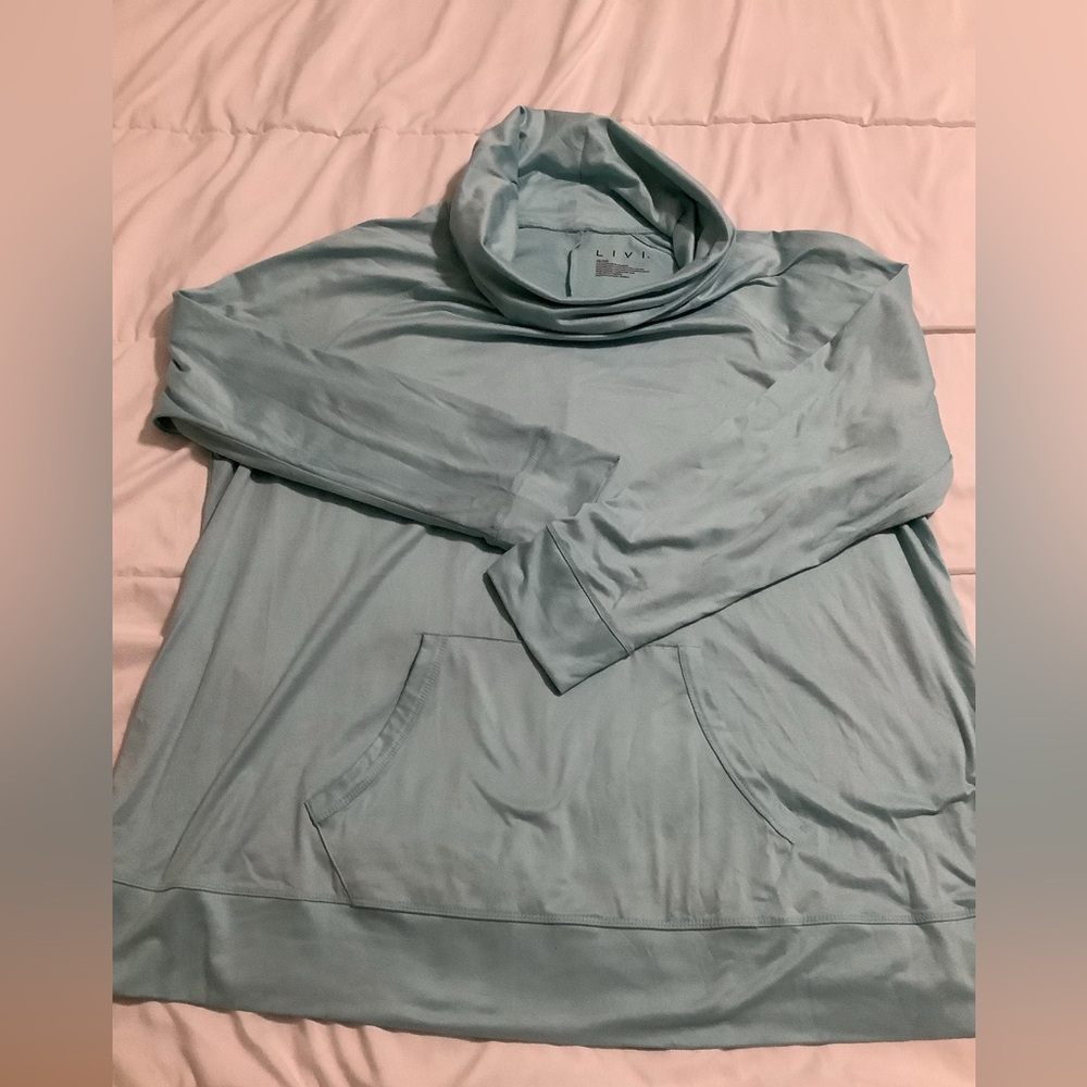 Livi for Lane Bryant sz 18/20 light blue athletic top w/cowl